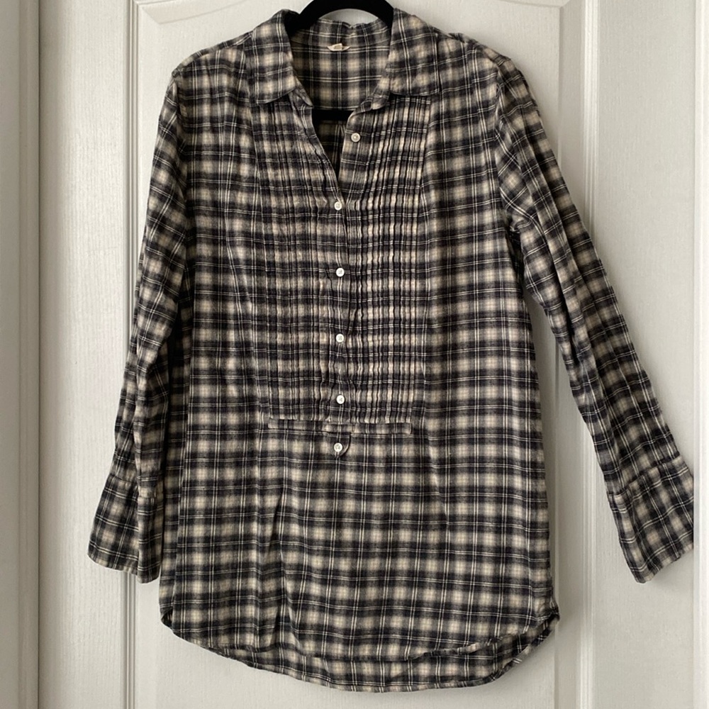 J. Crew small long sleeve button-up tunic. Flannel look with pleated front.